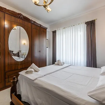 Appartement Historic Quarter 1br By Pikhost