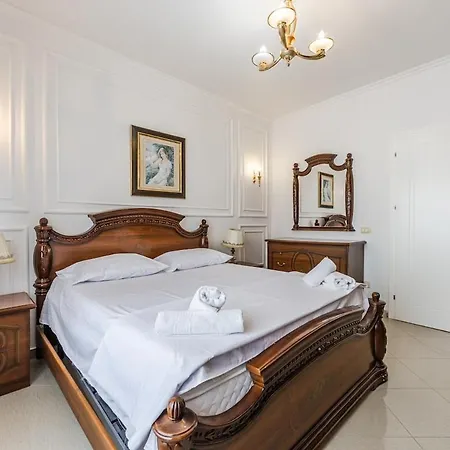 Appartement Historic Quarter 1br By Pikhost Shkodër